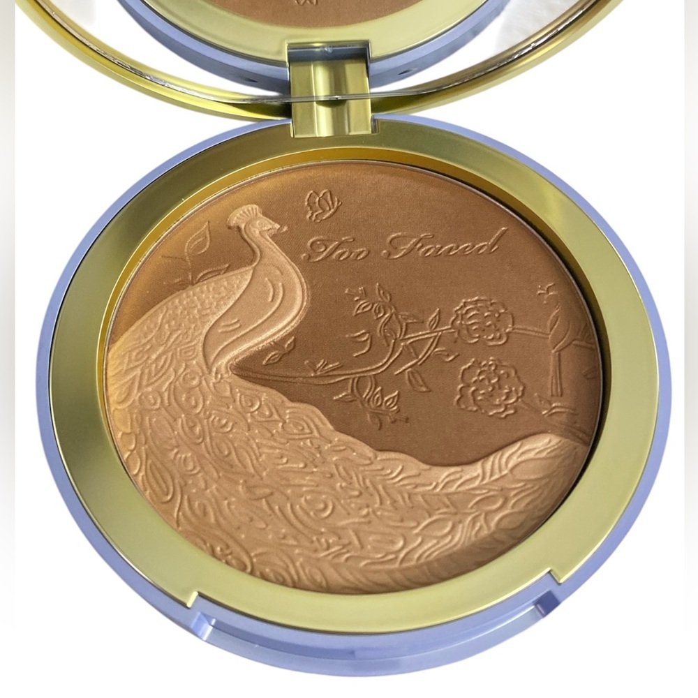 🆕Too Faced - Natural Lust Satin Dual-Tone Bronzer - Picture 3 of 4